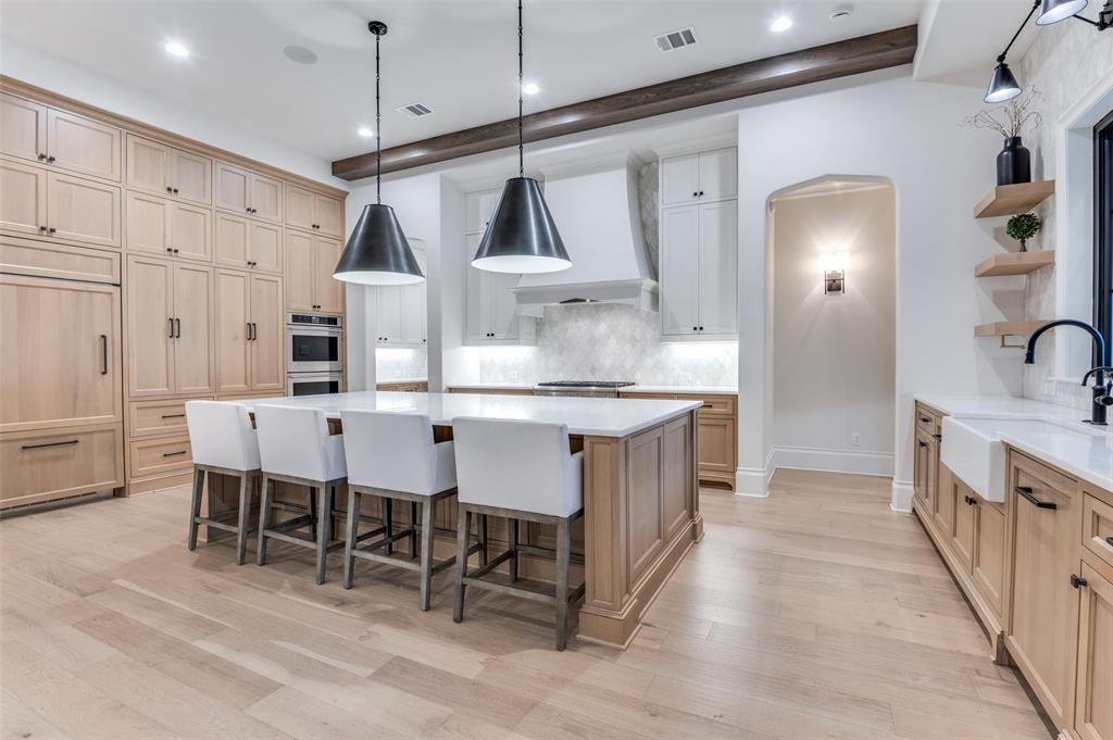 Midlothian, Texas, 76065, United States, 4 Bedrooms Bedrooms, ,5 BathroomsBathrooms,Residential,For Sale,1983532