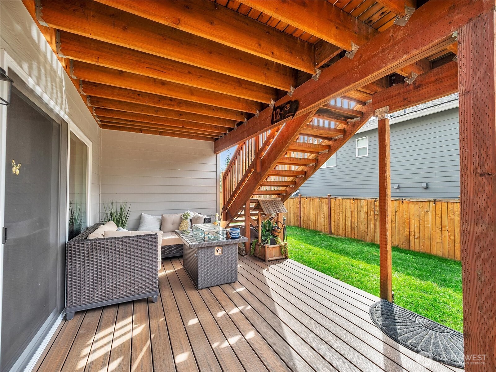 Lake Stevens, Washington, 98258, United States, 4 Bedrooms Bedrooms, ,4 BathroomsBathrooms,Residential,For Sale,1883070