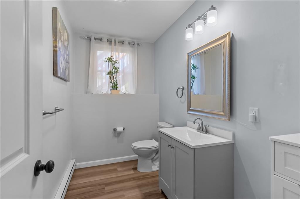 Cranston, Rhode Island, 02910, United States, 3 Bedrooms Bedrooms, ,3 BathroomsBathrooms,Residential,For Sale,1915562