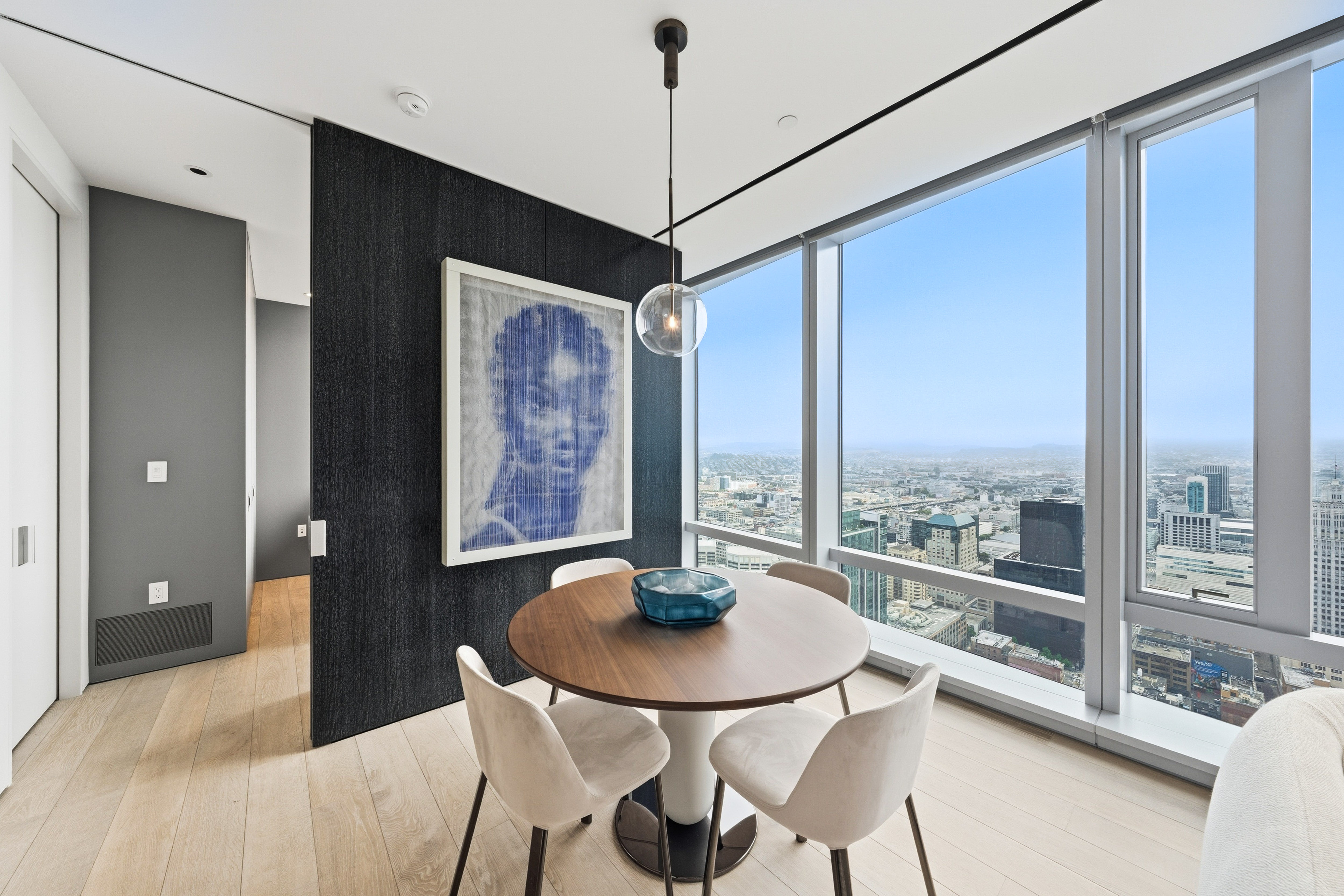  Luxury Living at 181 Fremont - 物件實景