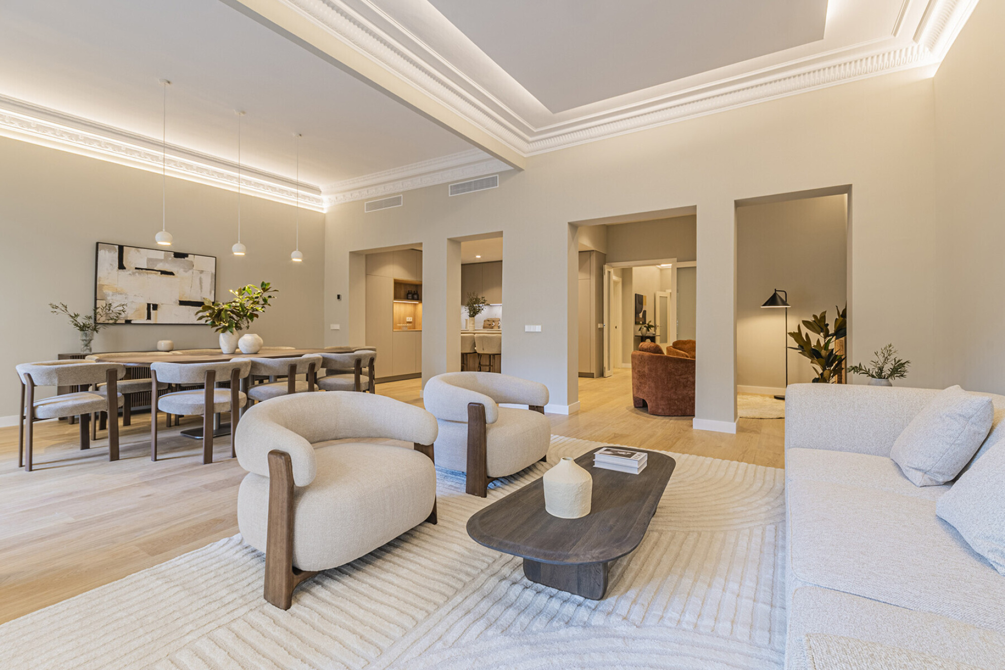  Elegant 5 Bedroom Renovated Apartment in Barcelona - 物件實景