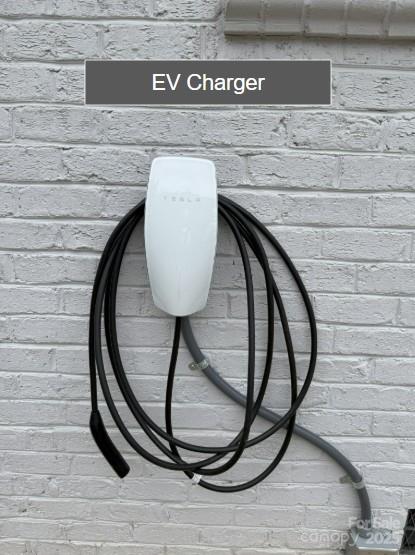 Cornelius, North Carolina, 28031, United States, 3 Bedrooms Bedrooms, ,3 BathroomsBathrooms,Residential,For Sale,1981519