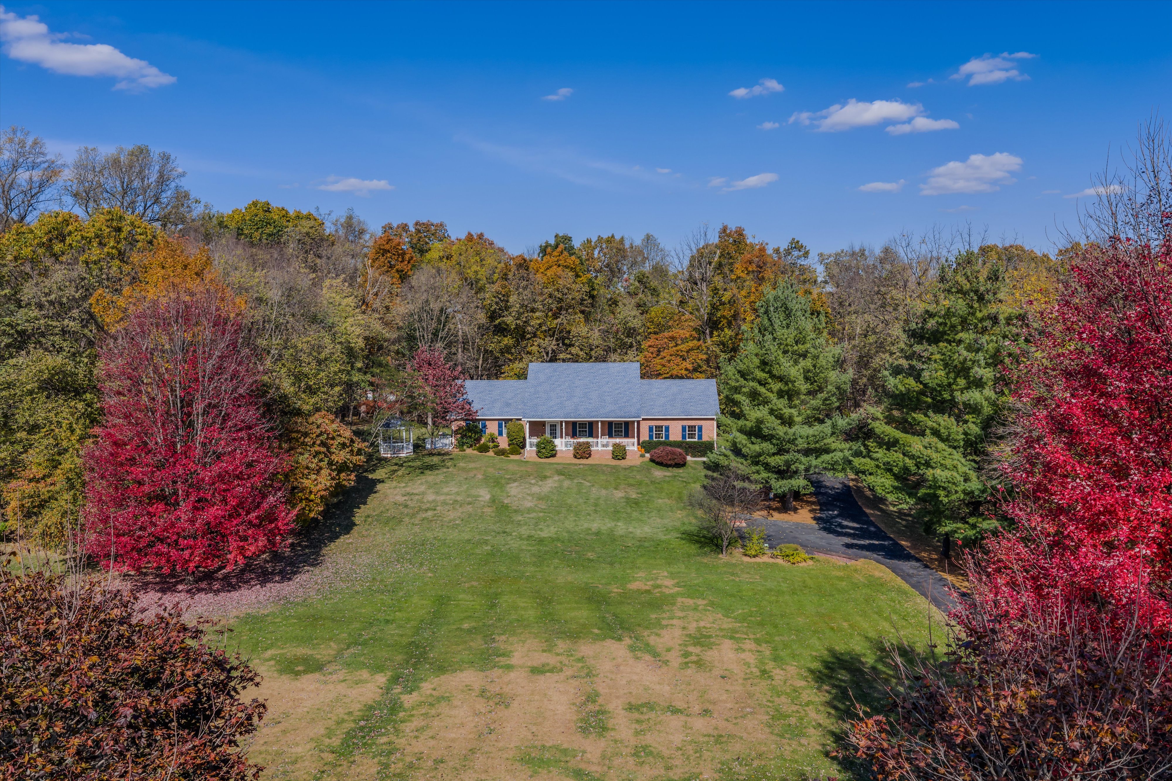 Martinsburg, West Virginia, 25403, United States, 3 Bedrooms Bedrooms, ,Residential,For Sale,1998035