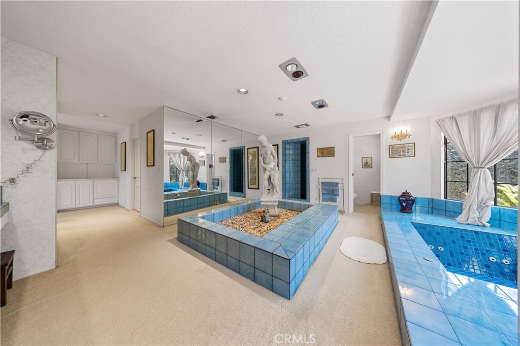 Walnut, California, 91789, United States, 5 Bedrooms Bedrooms, ,5 BathroomsBathrooms,Residential,For Sale,2010778