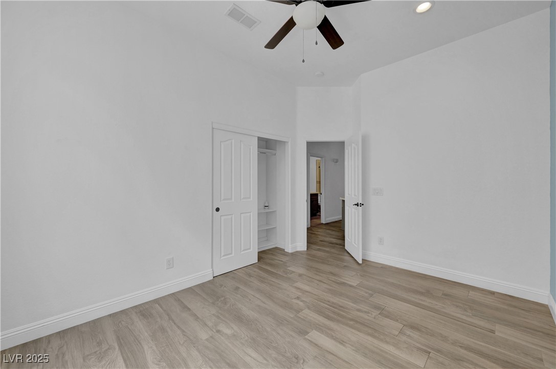 Henderson, Nevada, 89052, United States, 5 Bedrooms Bedrooms, ,2 BathroomsBathrooms,Residential,For Sale,1897207