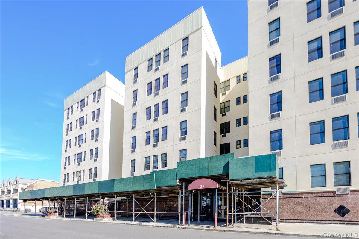 Broadway , Long Beach, NY 11561