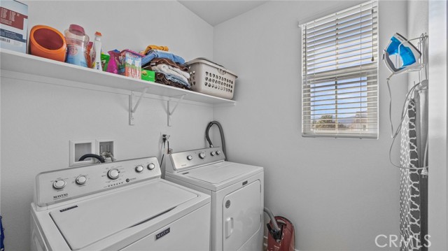 Chino, California, 91708, United States, 4 Bedrooms Bedrooms, ,3 BathroomsBathrooms,Residential,For Sale,2040840