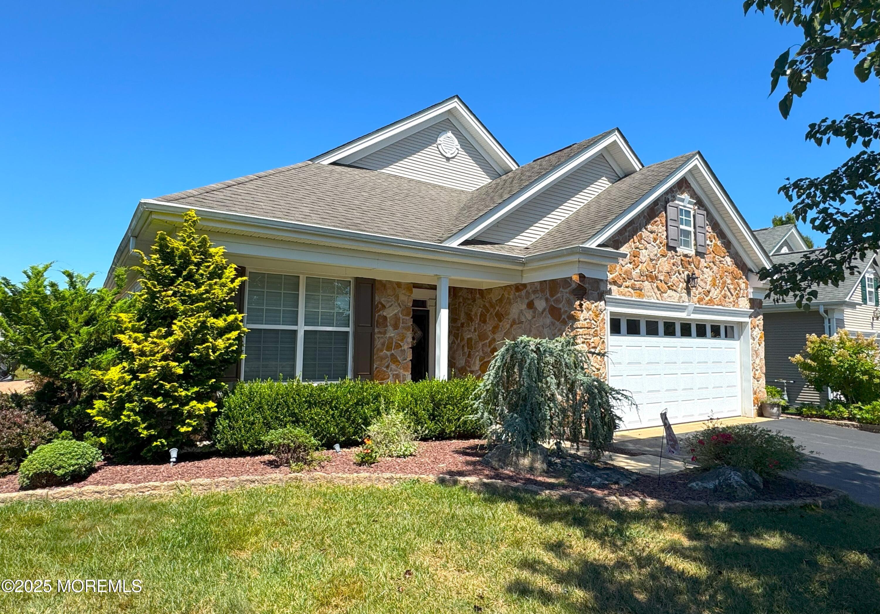 Jackson, New Jersey, 08527, United States, 2 Bedrooms Bedrooms, ,2 BathroomsBathrooms,Residential,For Sale,1927369