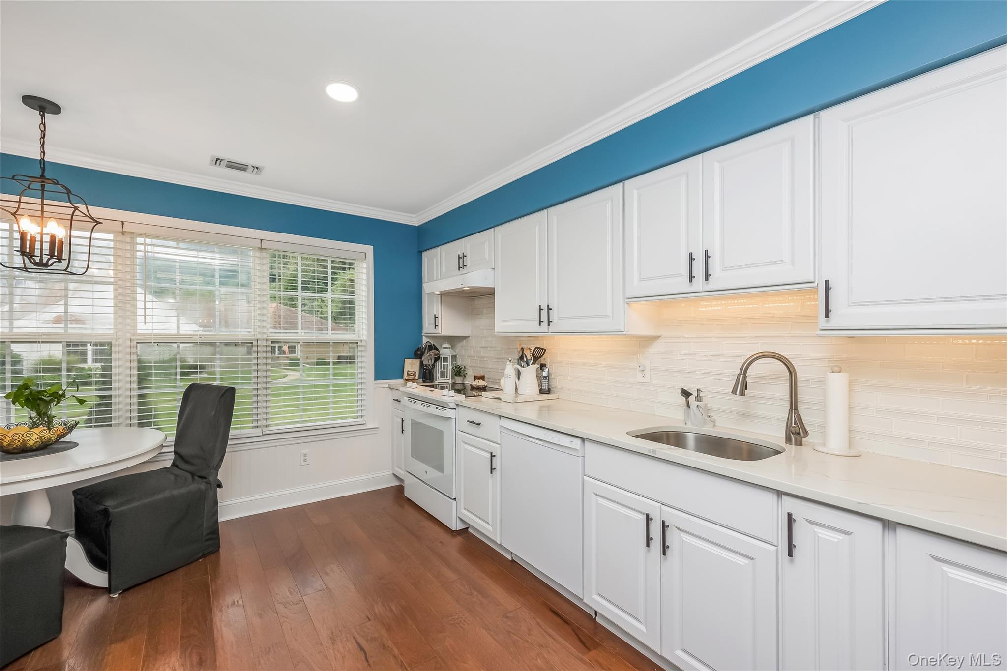 Coram, New York, 11727, United States, 2 Bedrooms Bedrooms, ,2 BathroomsBathrooms,Residential,For Sale,1917396