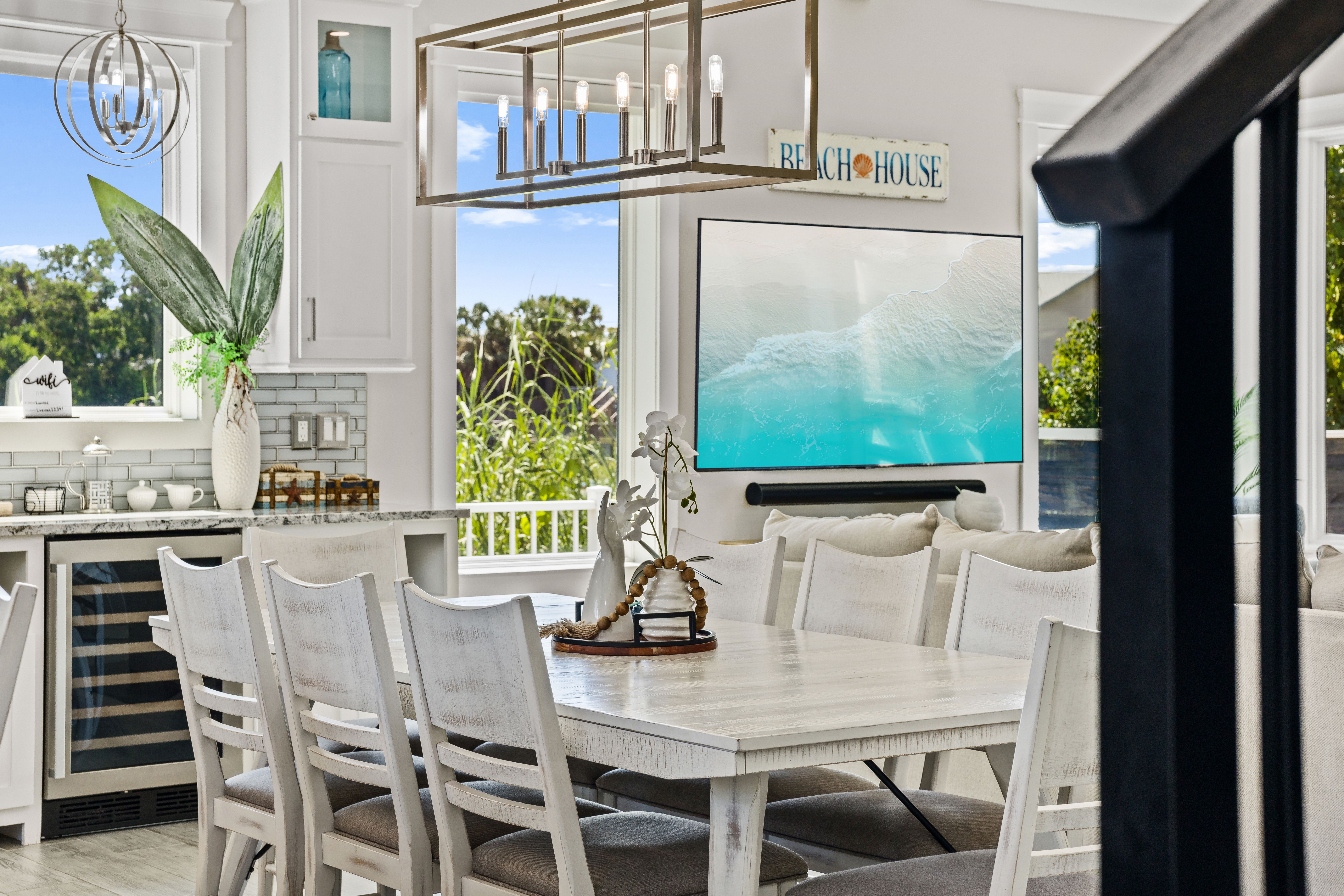  Custom Lakefront Retreat With Gulf Views And Private Pool - 物件實景