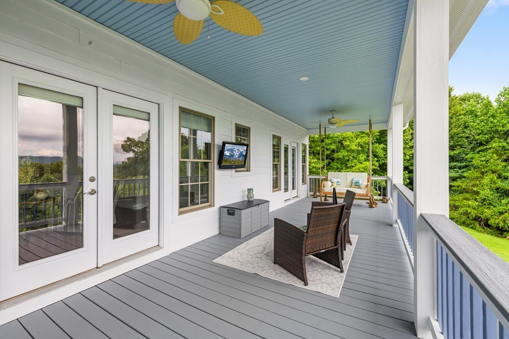 Warne, North Carolina, 28909, United States, 3 Bedrooms Bedrooms, ,3 BathroomsBathrooms,Residential,For Sale,1878165