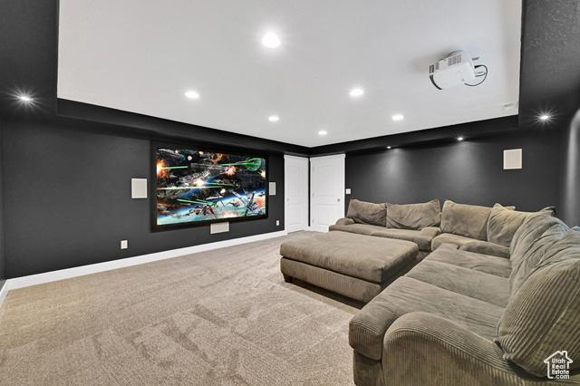 Kaysville, Utah, 84037, United States, 5 Bedrooms Bedrooms, ,4 BathroomsBathrooms,Residential,For Sale,1935235