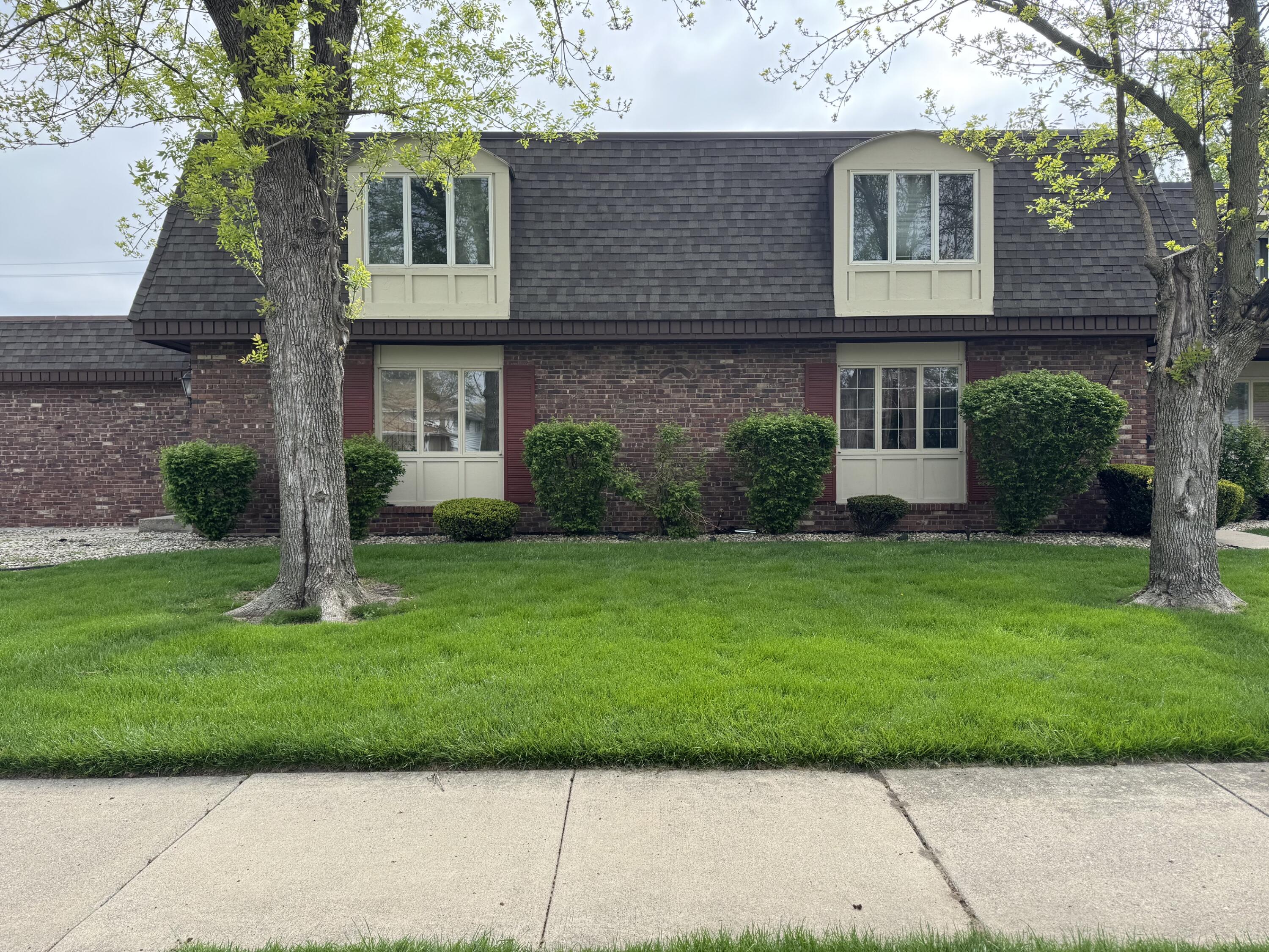 Jefferson Ave, Munster, IN 46321