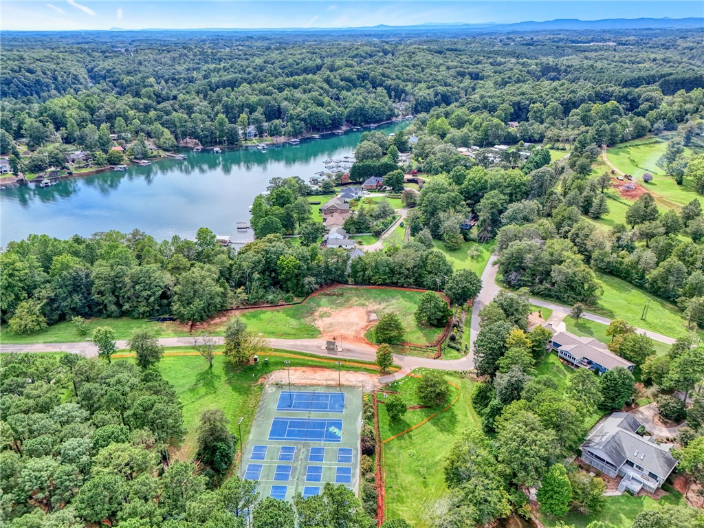 Seneca, South Carolina, 29672, United States, 3 Bedrooms Bedrooms, ,2 BathroomsBathrooms,Residential,For Sale,1913702