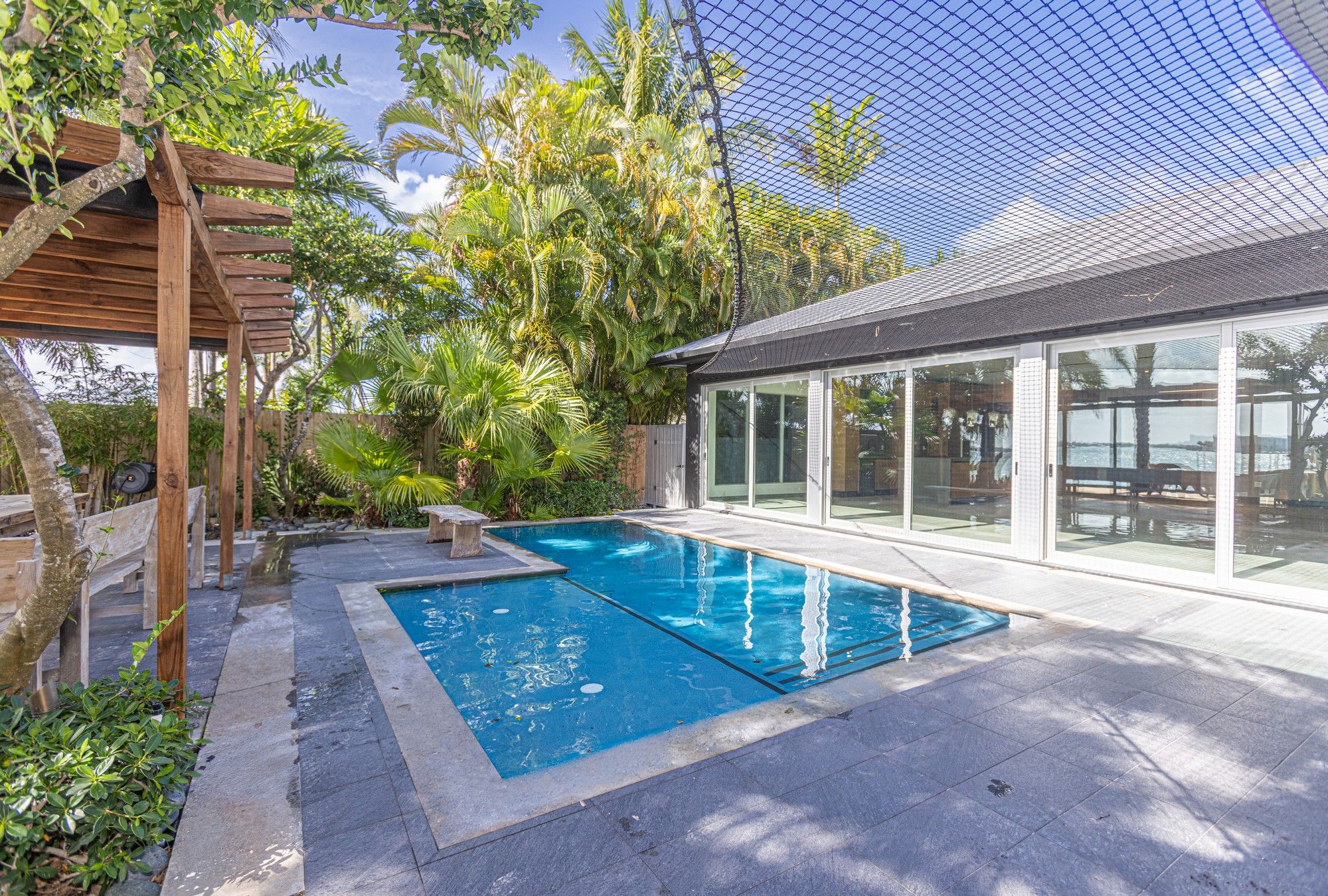  2440 N Shore Ter, Miami Beach, FL, 33141 - 物件實景