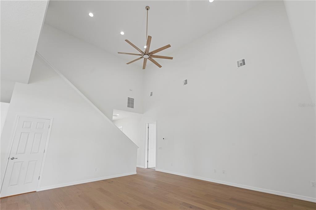 Sanford, Florida, 32771, United States, 5 Bedrooms Bedrooms, ,4 BathroomsBathrooms,Residential,For Sale,1980065