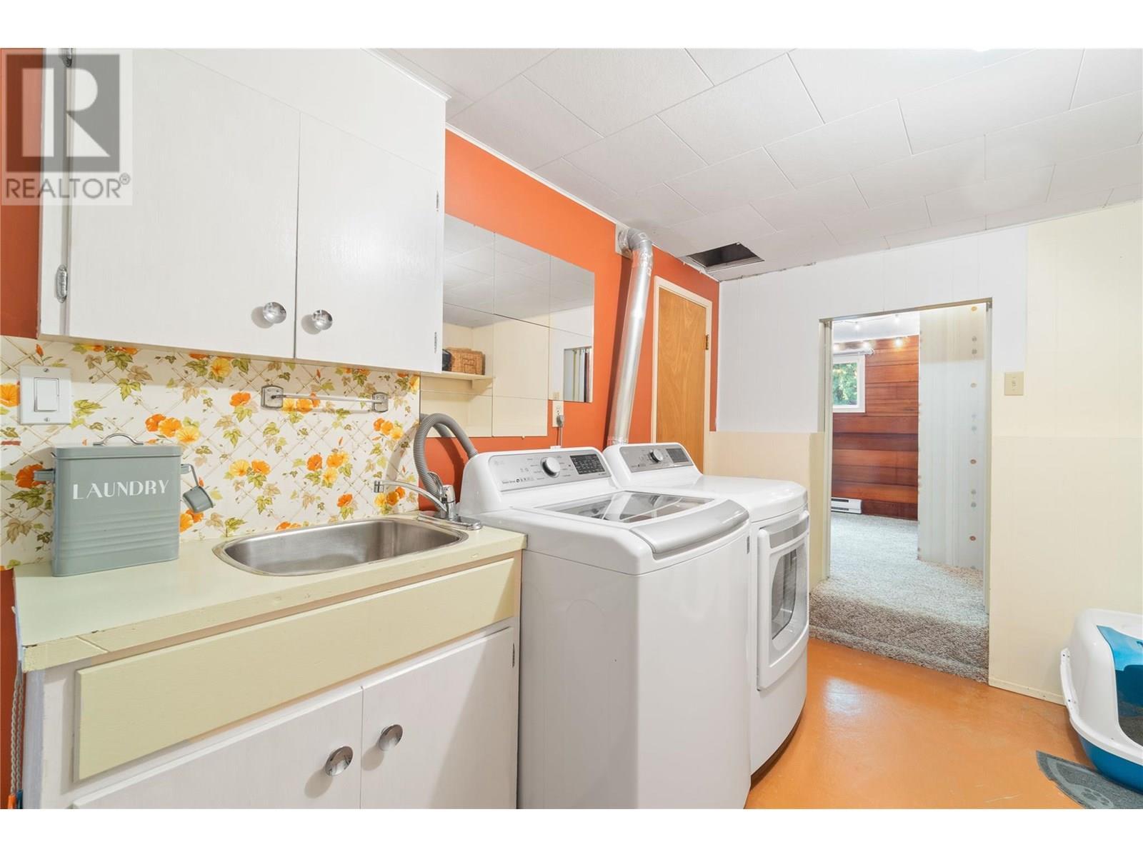 SORRENTO, British Columbia, V0E 2W0, CA, 4 Bedrooms Bedrooms, ,2 BathroomsBathrooms,Residential,For Sale,1837690