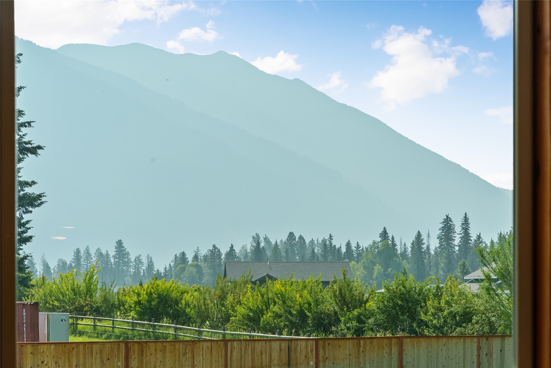  183 Middle View Trail S - 物件實景