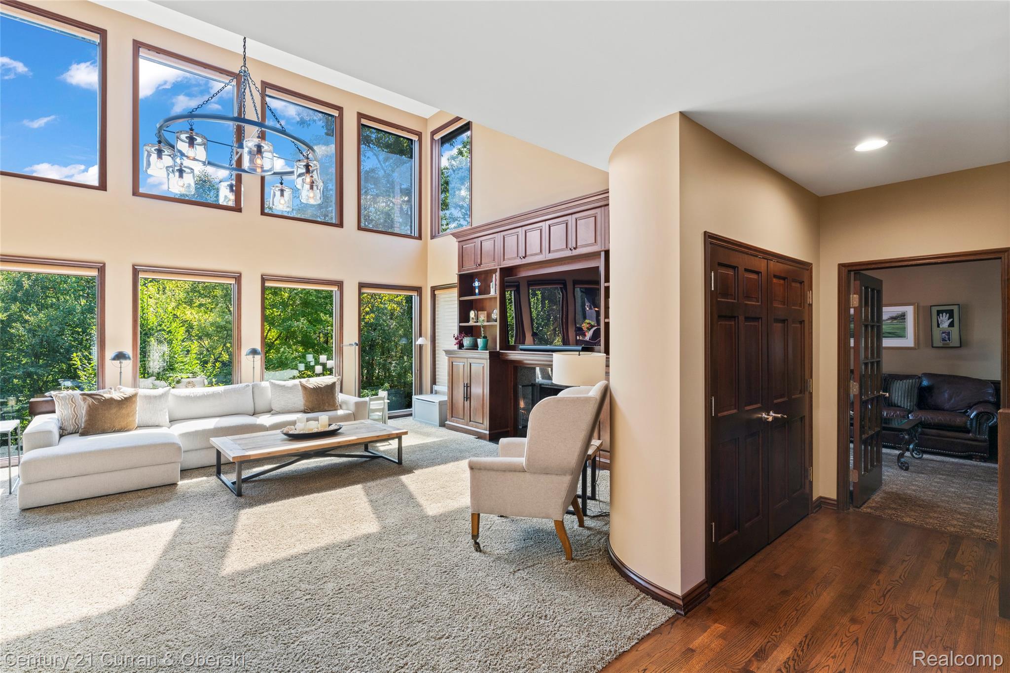 Commerce Charter Township, Michigan, 48382, United States, 4 Bedrooms Bedrooms, ,5 BathroomsBathrooms,Residential,For Sale,1974674