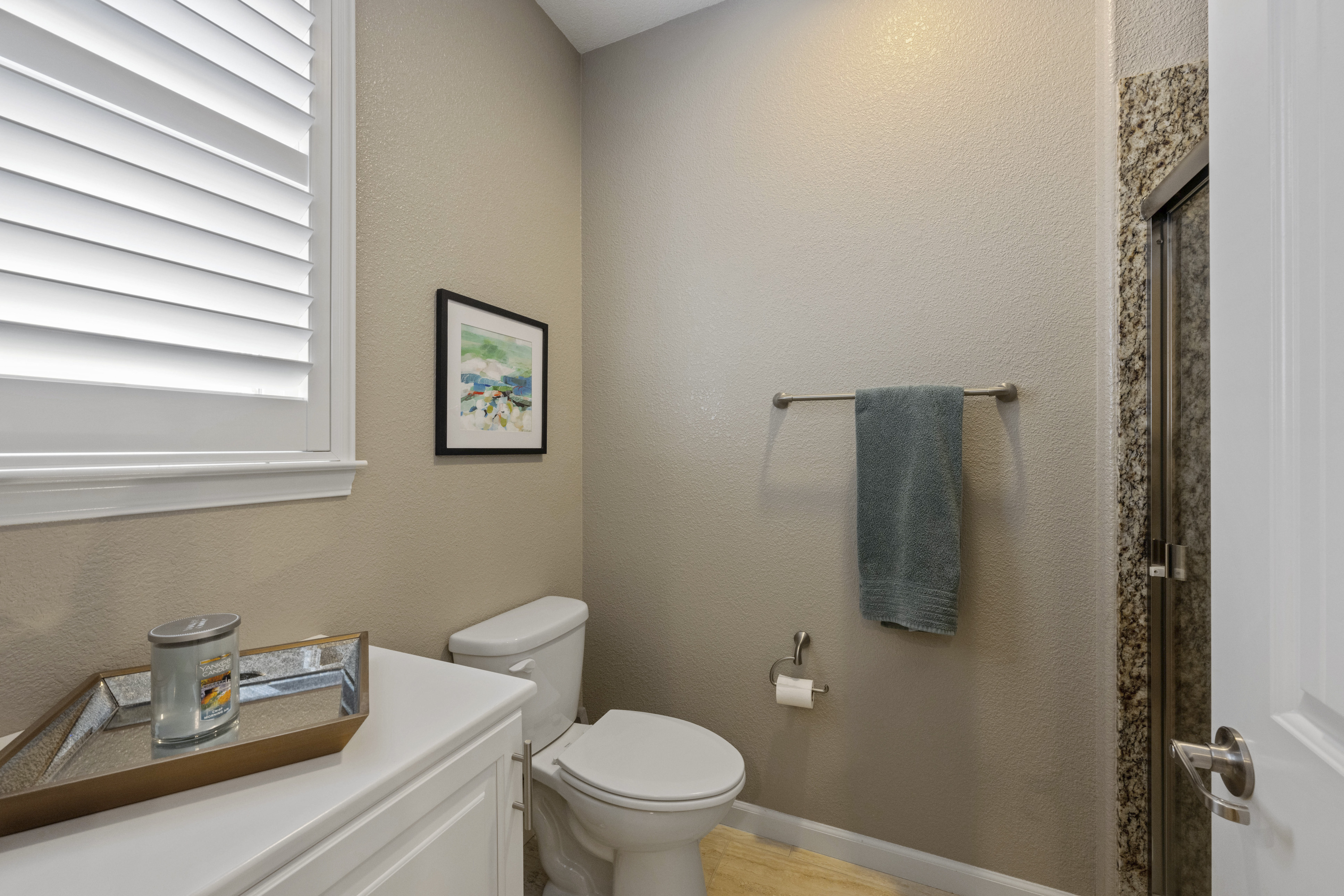  3041 Village Center Drive, Roseville, CA 95747 - 物件實景