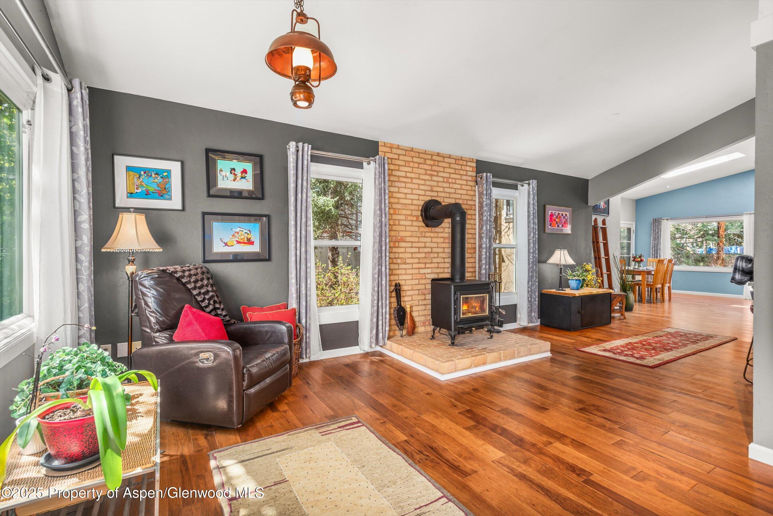 Carbondale, Colorado, 81623, United States, 3 Bedrooms Bedrooms, ,3 BathroomsBathrooms,Residential,For Sale,1826776
