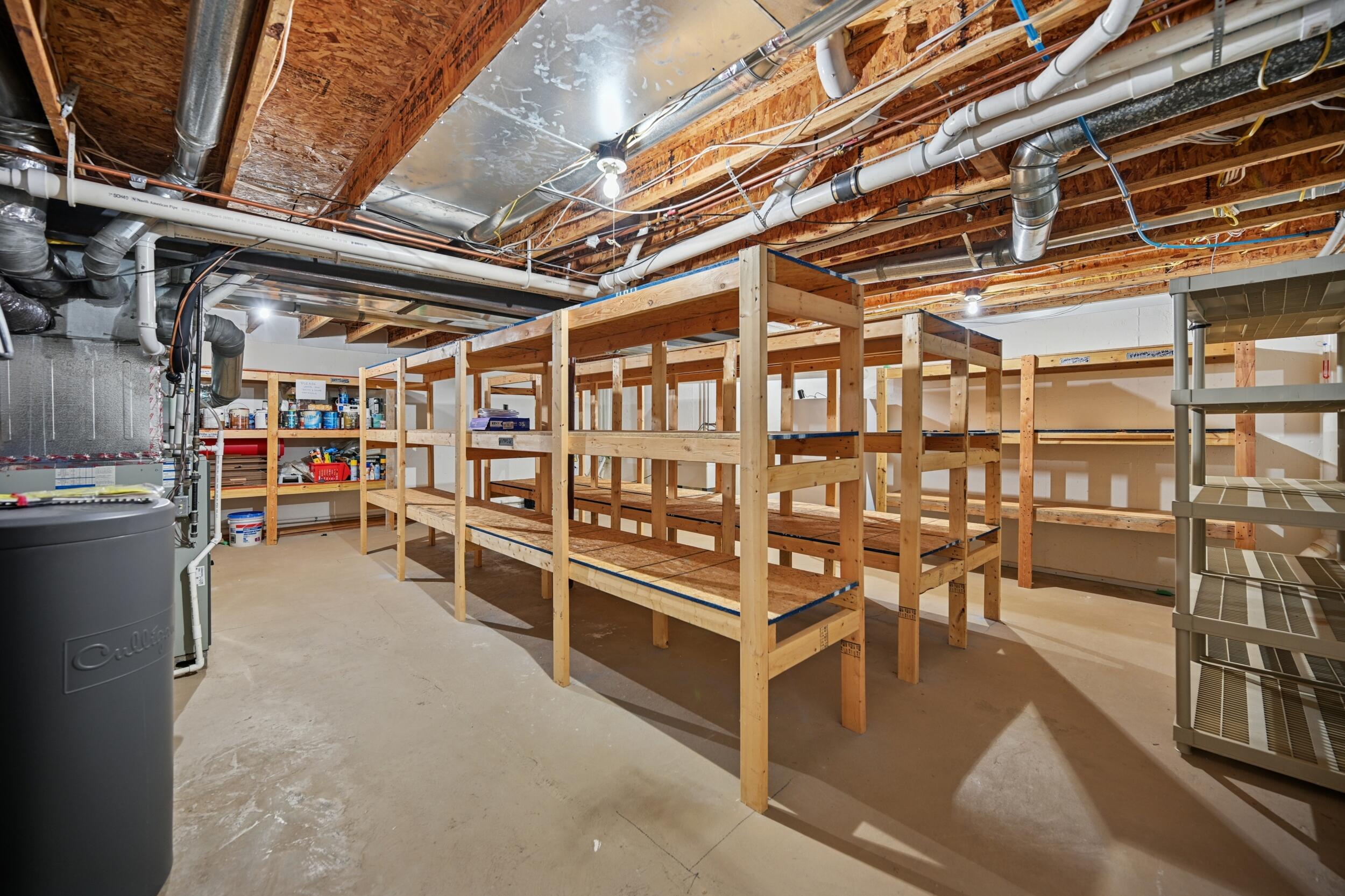 Burlington, Kentucky, 41005, United States, 3 Bedrooms Bedrooms, ,2 BathroomsBathrooms,Residential,For Sale,1989647