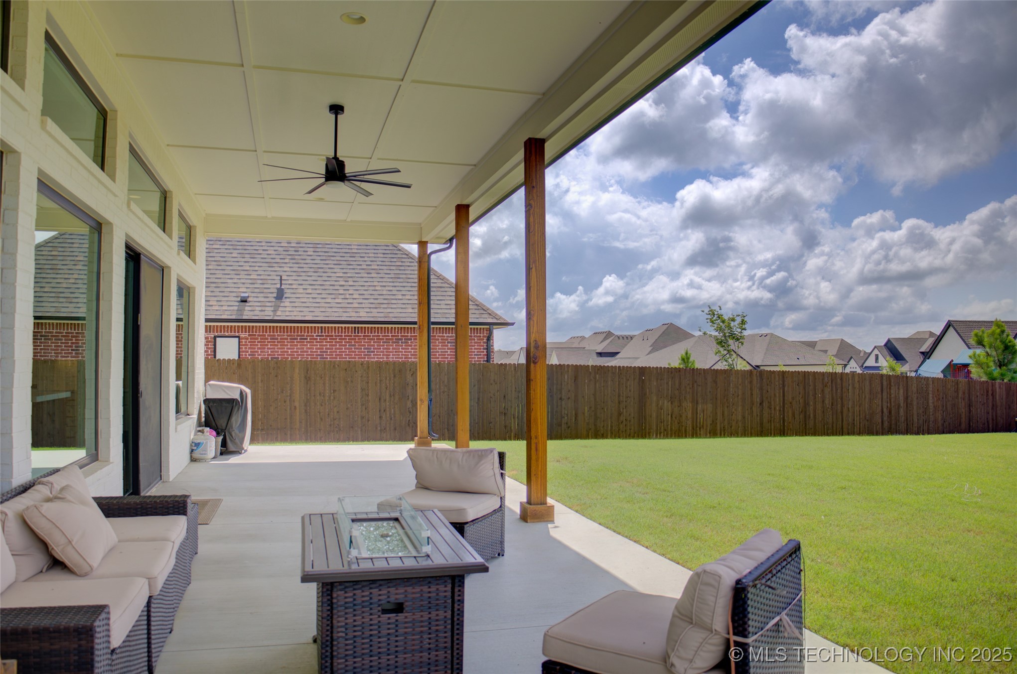 Bixby, Oklahoma, 74008, United States, 4 Bedrooms Bedrooms, ,3 BathroomsBathrooms,Residential,For Sale,1940434