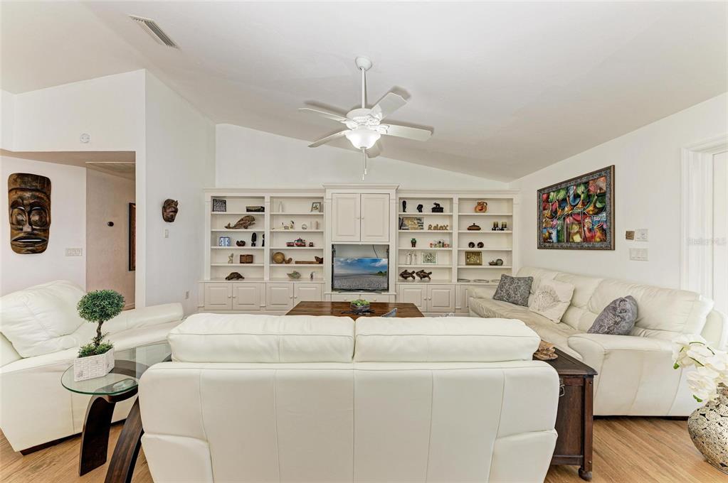 Punta Gorda, Florida, 33983, United States, 4 Bedrooms Bedrooms, ,4 BathroomsBathrooms,Residential,For Sale,1744547