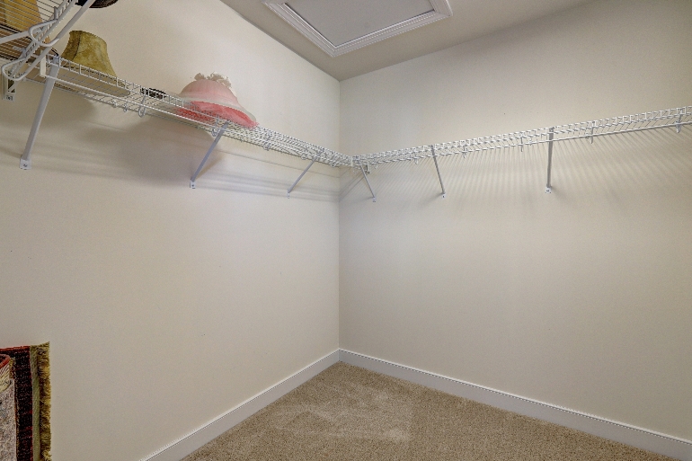 Williamsburg, Virginia, 23188, United States, 2 Bedrooms Bedrooms, ,4 BathroomsBathrooms,Residential,For Sale,1976349