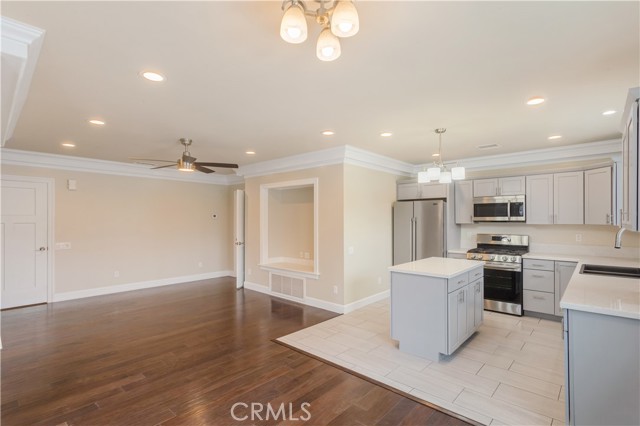 Lake Elsinore, California, 92530, United States, 4 Bedrooms Bedrooms, ,5 BathroomsBathrooms,Residential,For Sale,2008586