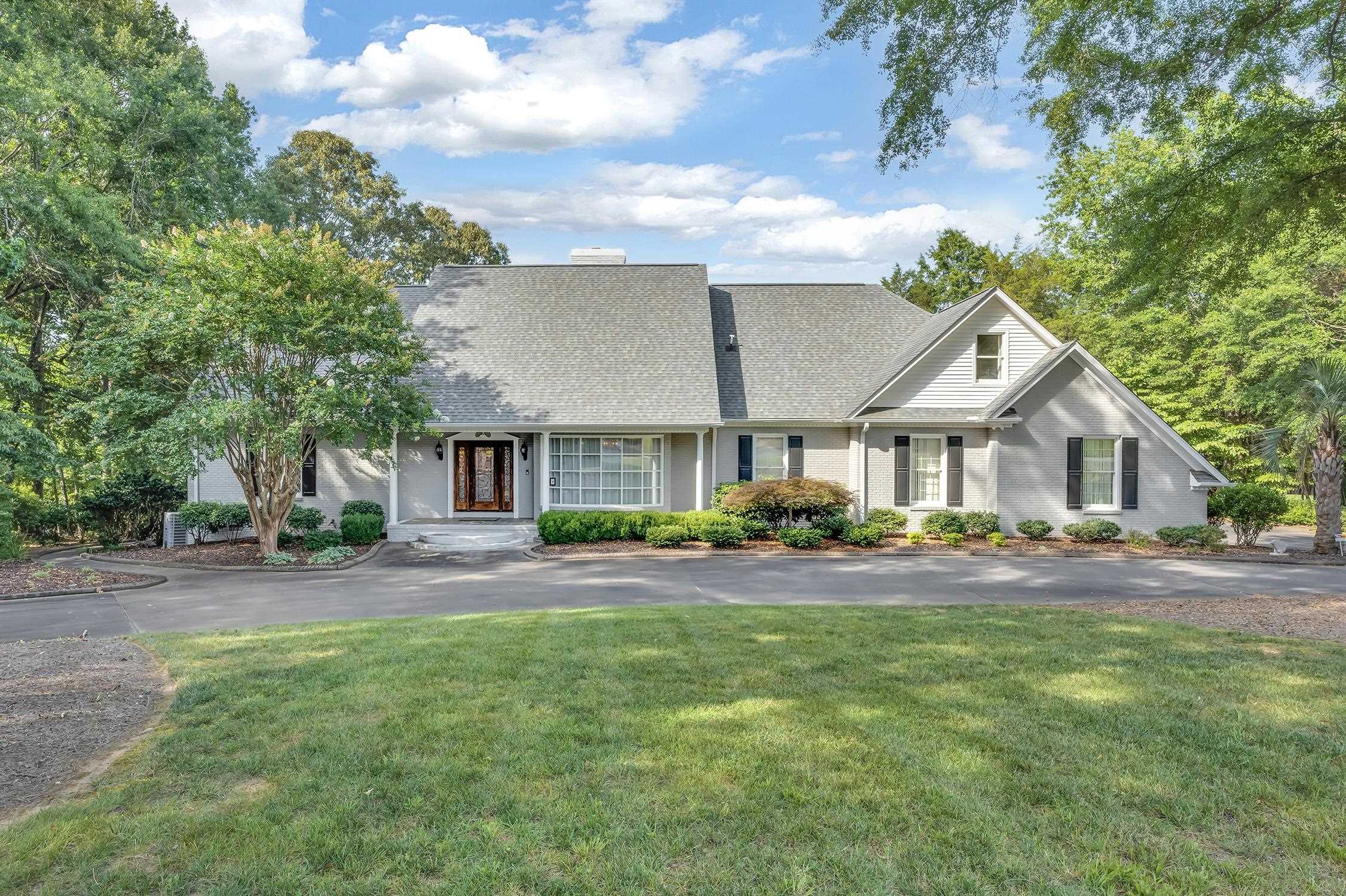Spartanburg, South Carolina, 29306, United States, 5 Bedrooms Bedrooms, ,7 BathroomsBathrooms,Residential,For Sale,1876229
