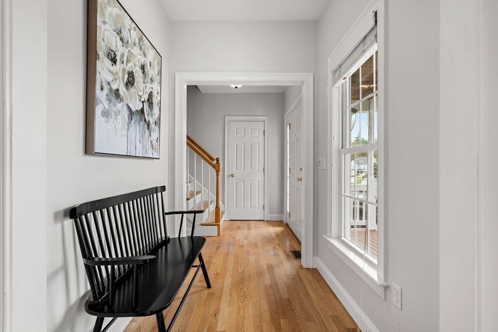 Groton, Massachusetts, 01450, United States, 3 Bedrooms Bedrooms, ,3 BathroomsBathrooms,Residential,For Sale,1988119