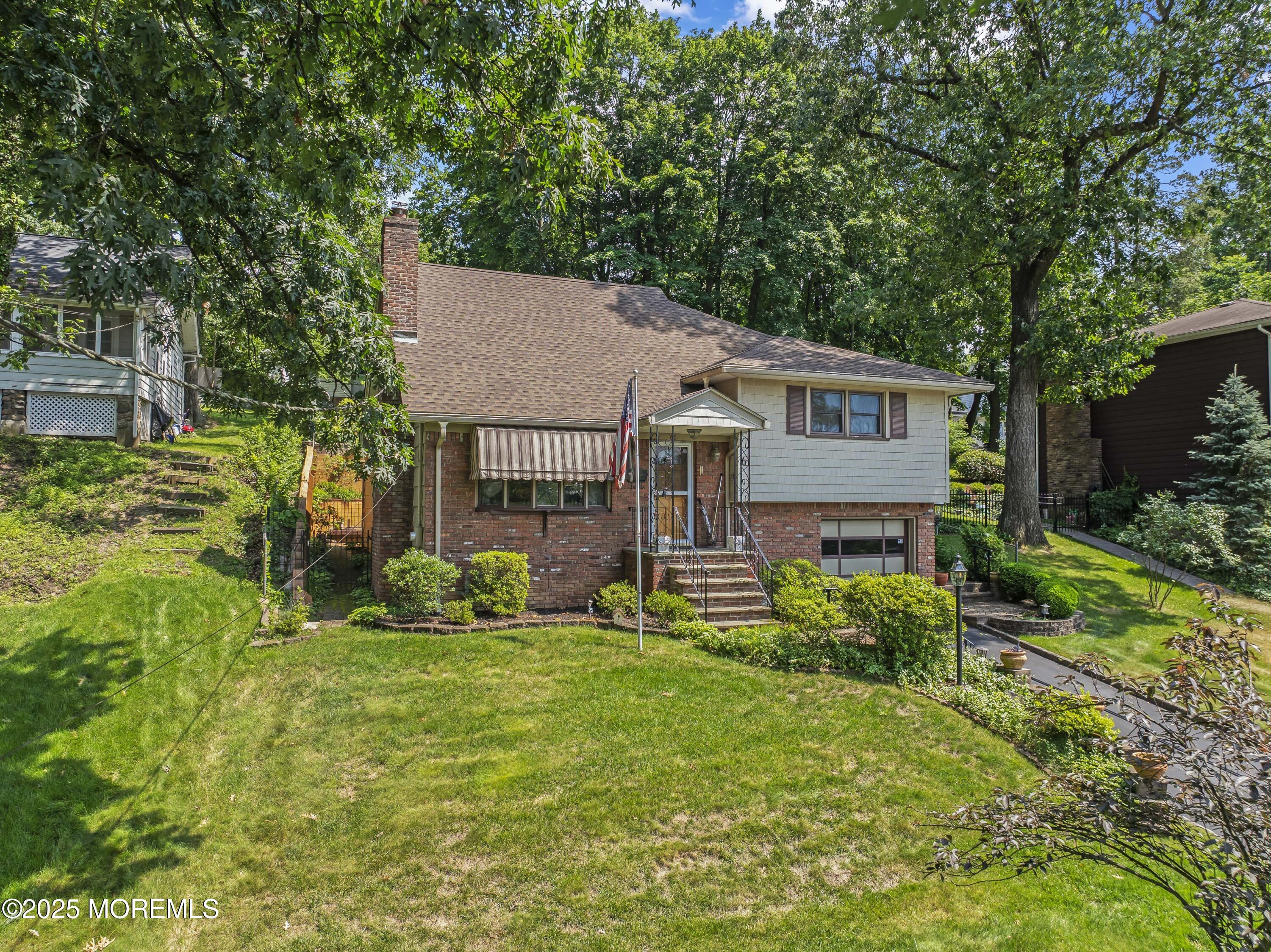 West Caldwell, New Jersey, 07006, United States, 3 Bedrooms Bedrooms, ,3 BathroomsBathrooms,Residential,For Sale,1916305
