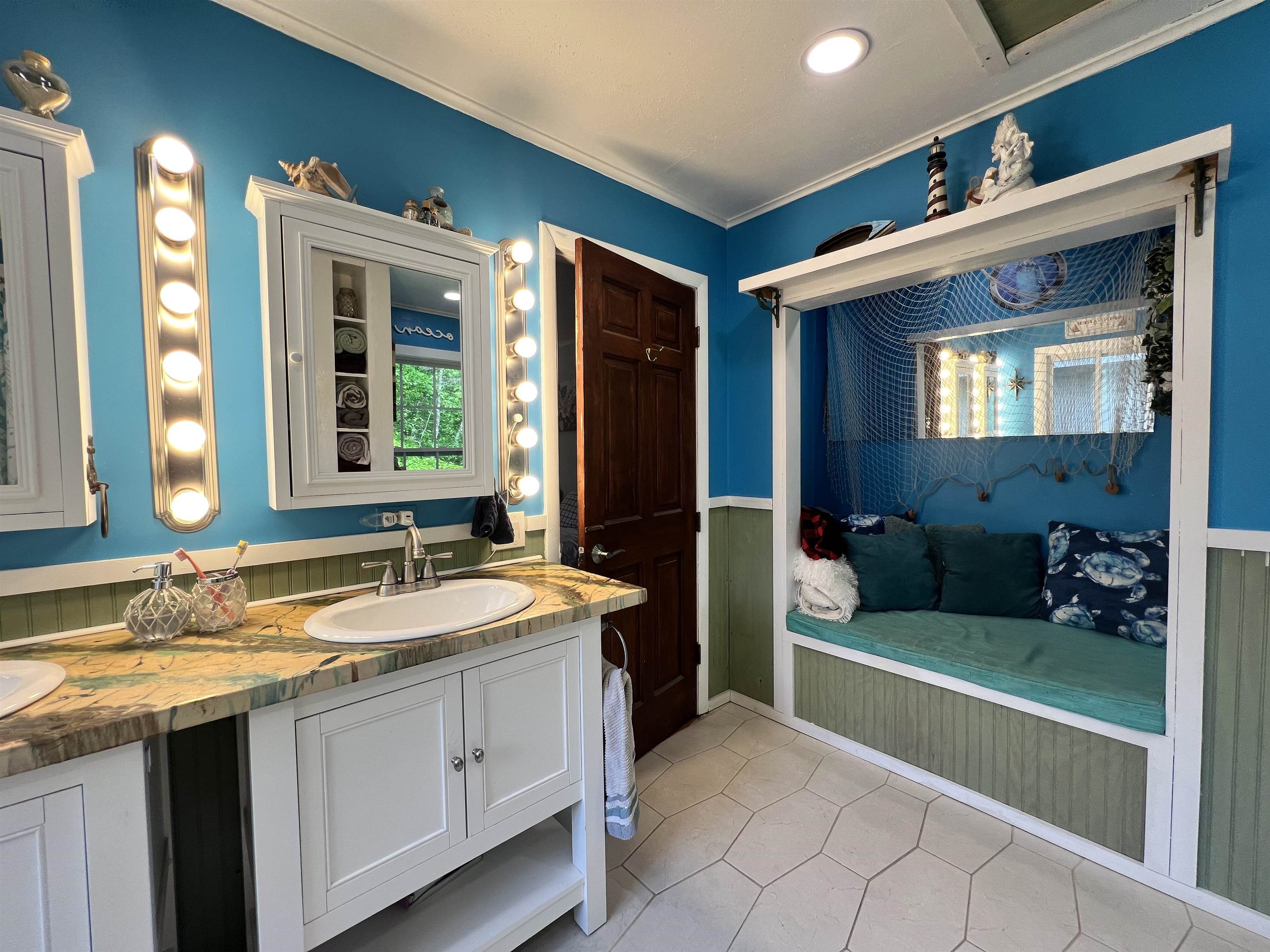Grantham, New Hampshire, 03753, United States, 3 Bedrooms Bedrooms, ,4 BathroomsBathrooms,Residential,For Sale,1839994