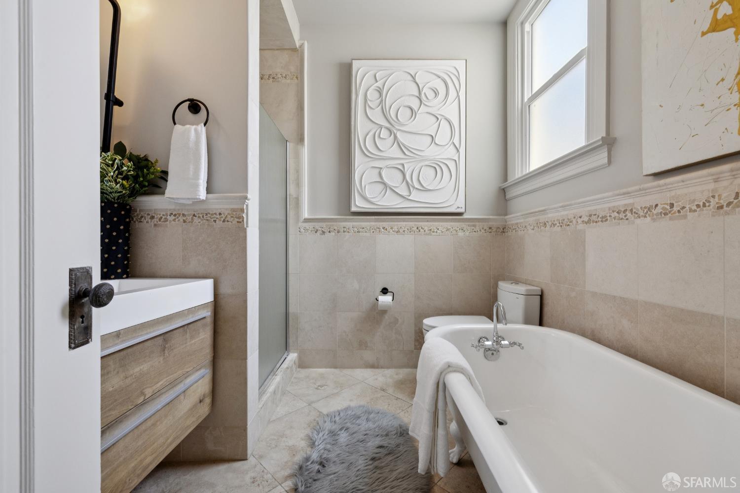 San Francisco, California, 94109, United States, 1 Bedroom Bedrooms, ,1 BathroomBathrooms,Residential,For Sale,1941812
