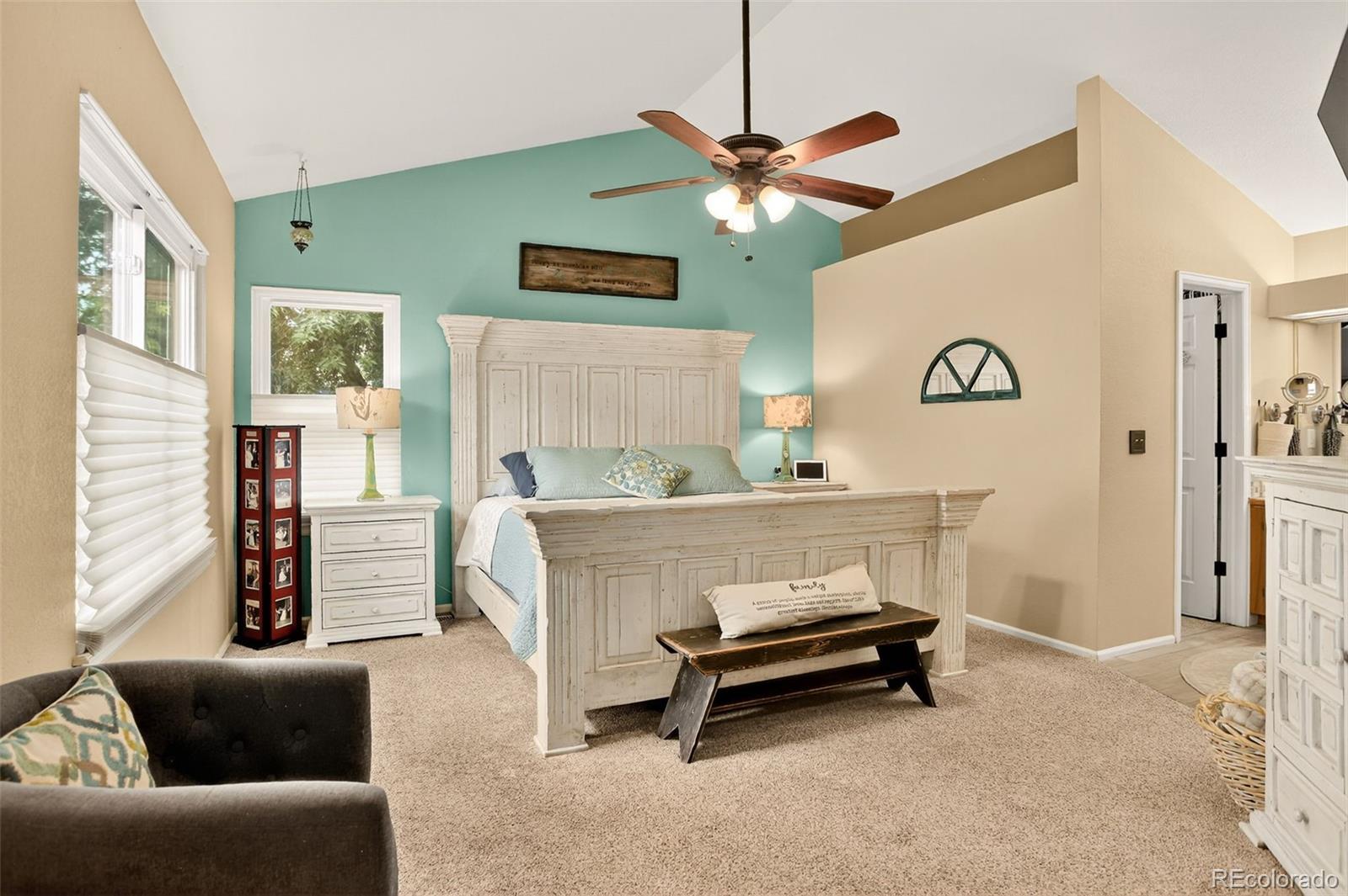 Littleton, Colorado, 80123, United States, 3 Bedrooms Bedrooms, ,3 BathroomsBathrooms,Residential,For Sale,1918351