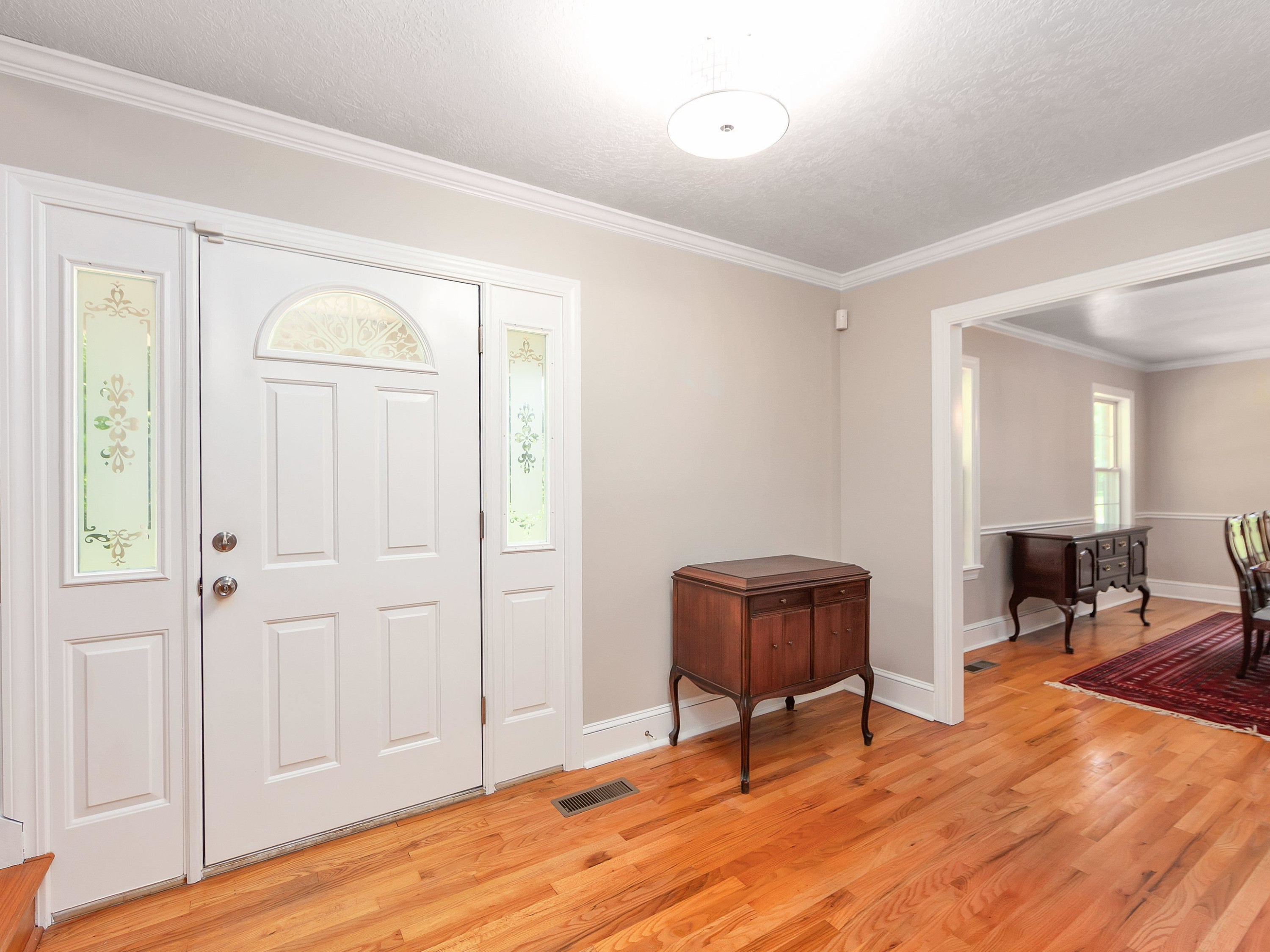 Medina, Tennessee, 38355, United States, 6 Bedrooms Bedrooms, ,4 BathroomsBathrooms,Residential,For Sale,1907793