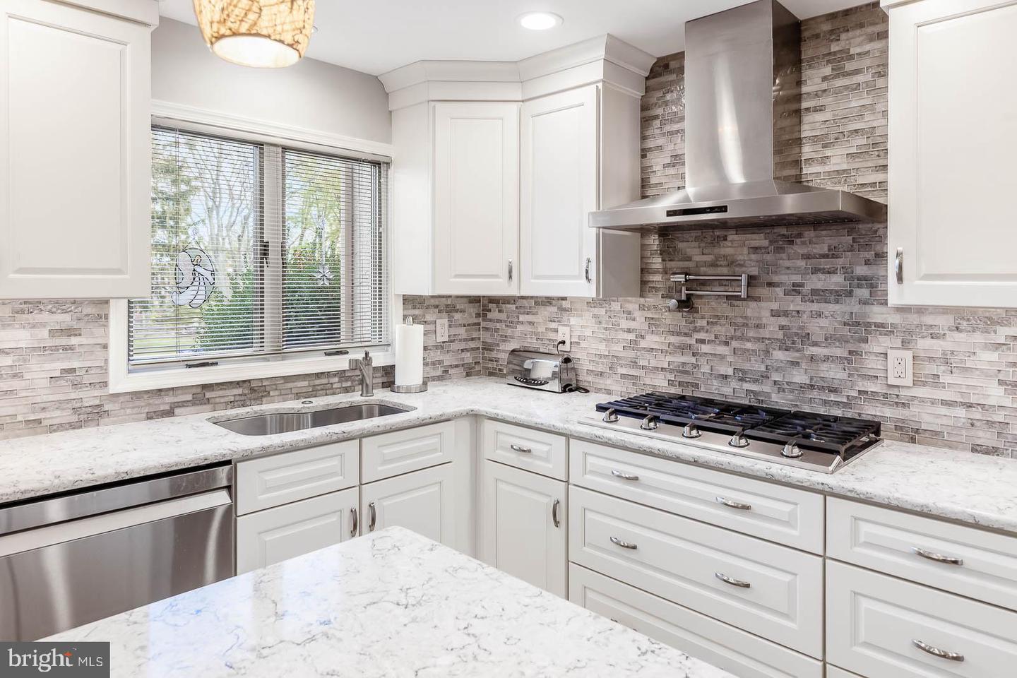 Chalfont, Pennsylvania, 18914, United States, 4 Bedrooms Bedrooms, ,4 BathroomsBathrooms,Residential,For Sale,1991074