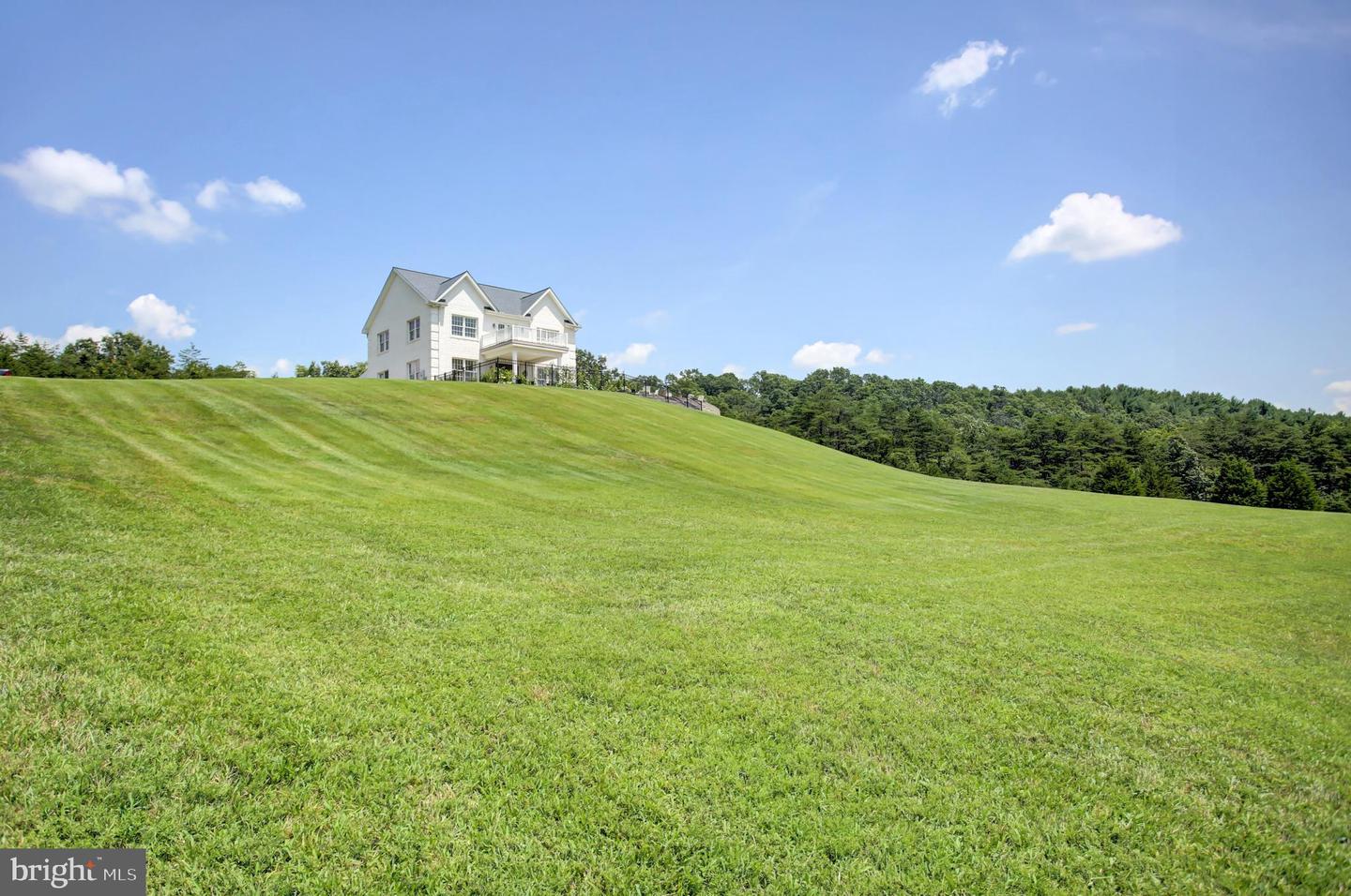 Big Pool, Maryland, 21711, United States, 5 Bedrooms Bedrooms, ,4 BathroomsBathrooms,Residential,For Sale,1897017