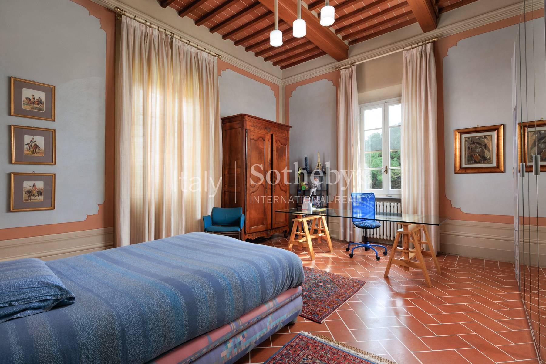  Villa with dépendance and vineyard in Tuscany - 物件實景