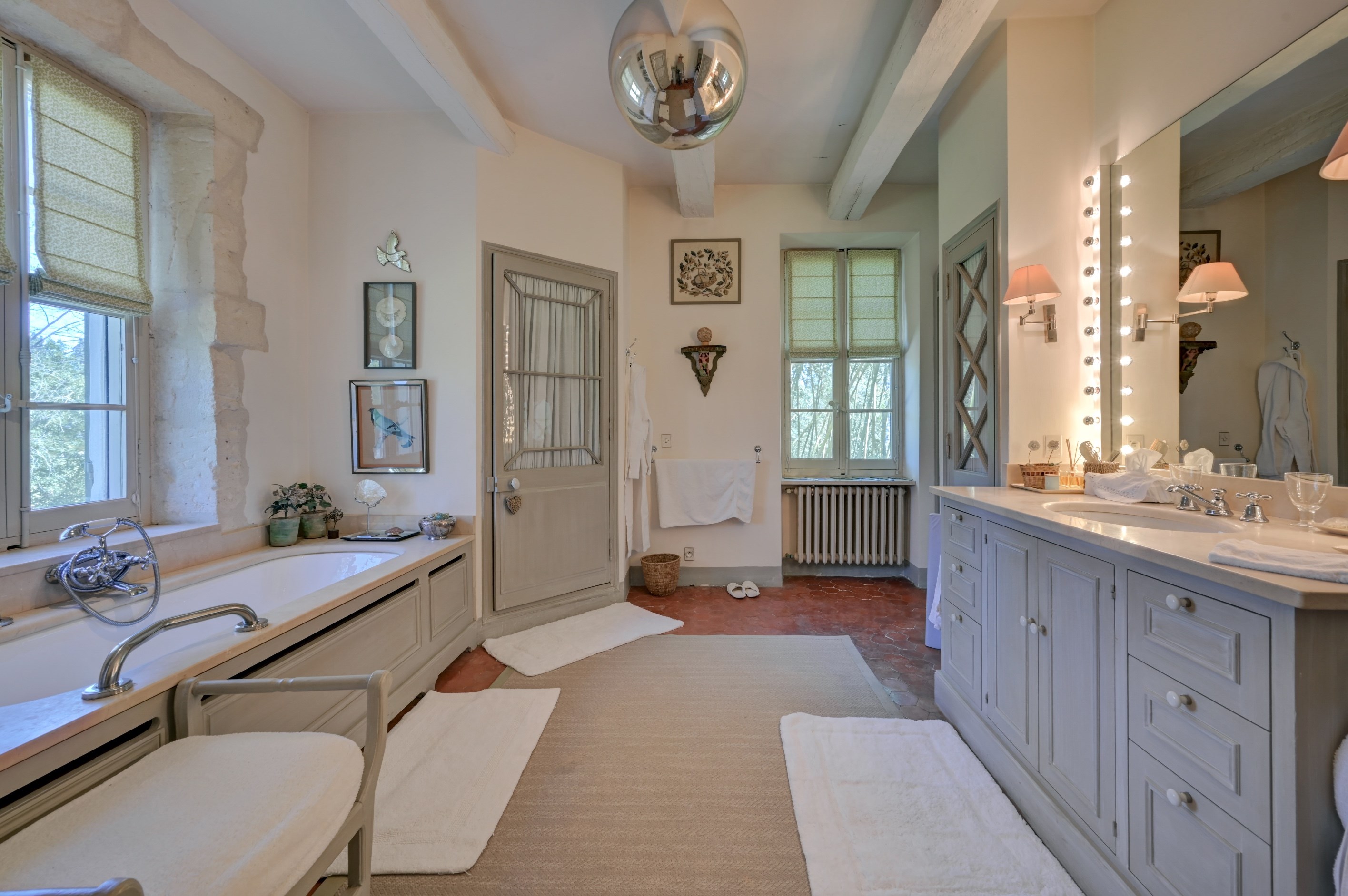  Exceptional family estate in Saint-Rémy-de-Provence - 物件實景