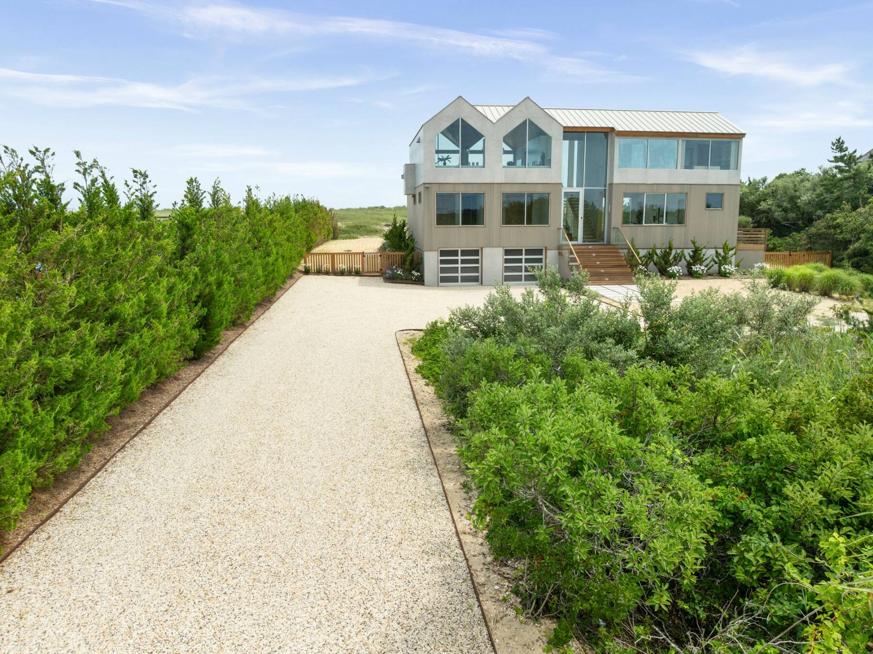  JUST FINISHED BRAND NEW MODERN OCEANFRONT w/ POOL - 物件實景