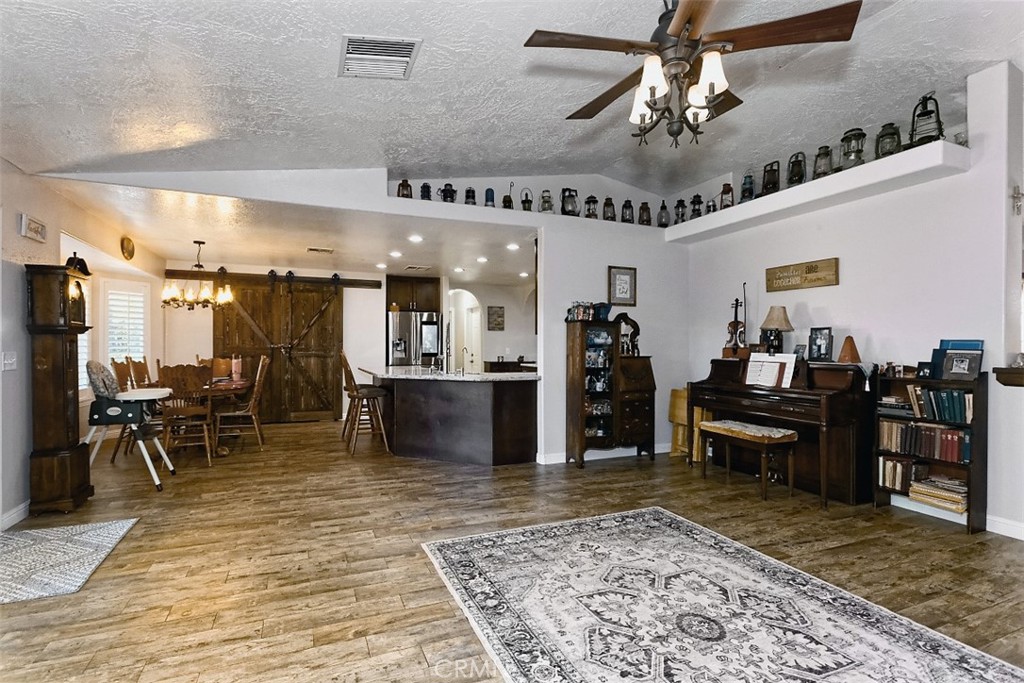 Oak Hills, California, 92344, United States, 4 Bedrooms Bedrooms, ,3 BathroomsBathrooms,Residential,For Sale,1942623