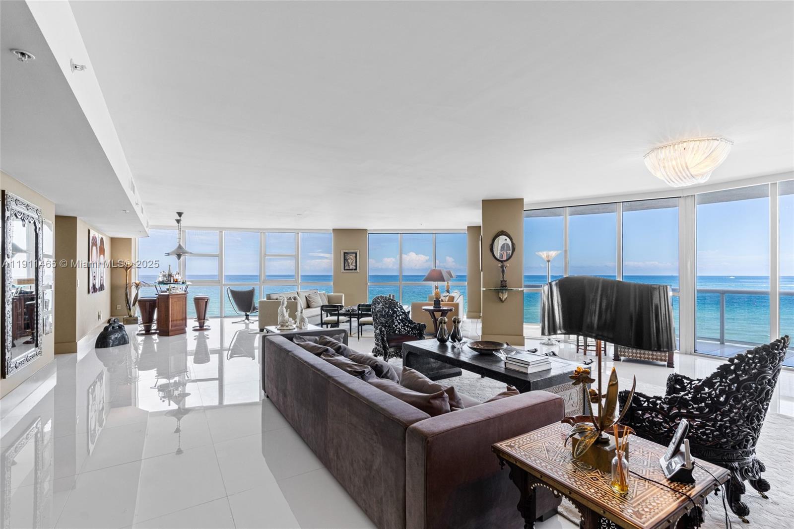 Sunny Isles Beach, Florida, 33160, United States, 3 Bedrooms Bedrooms, ,4 BathroomsBathrooms,Residential,For Sale,1991533