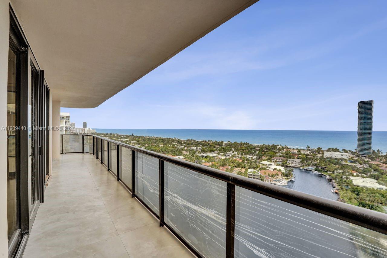 Aventura, Florida, 33180, United States, 4 Bedrooms Bedrooms, ,3 BathroomsBathrooms,Residential,For Sale,1989570