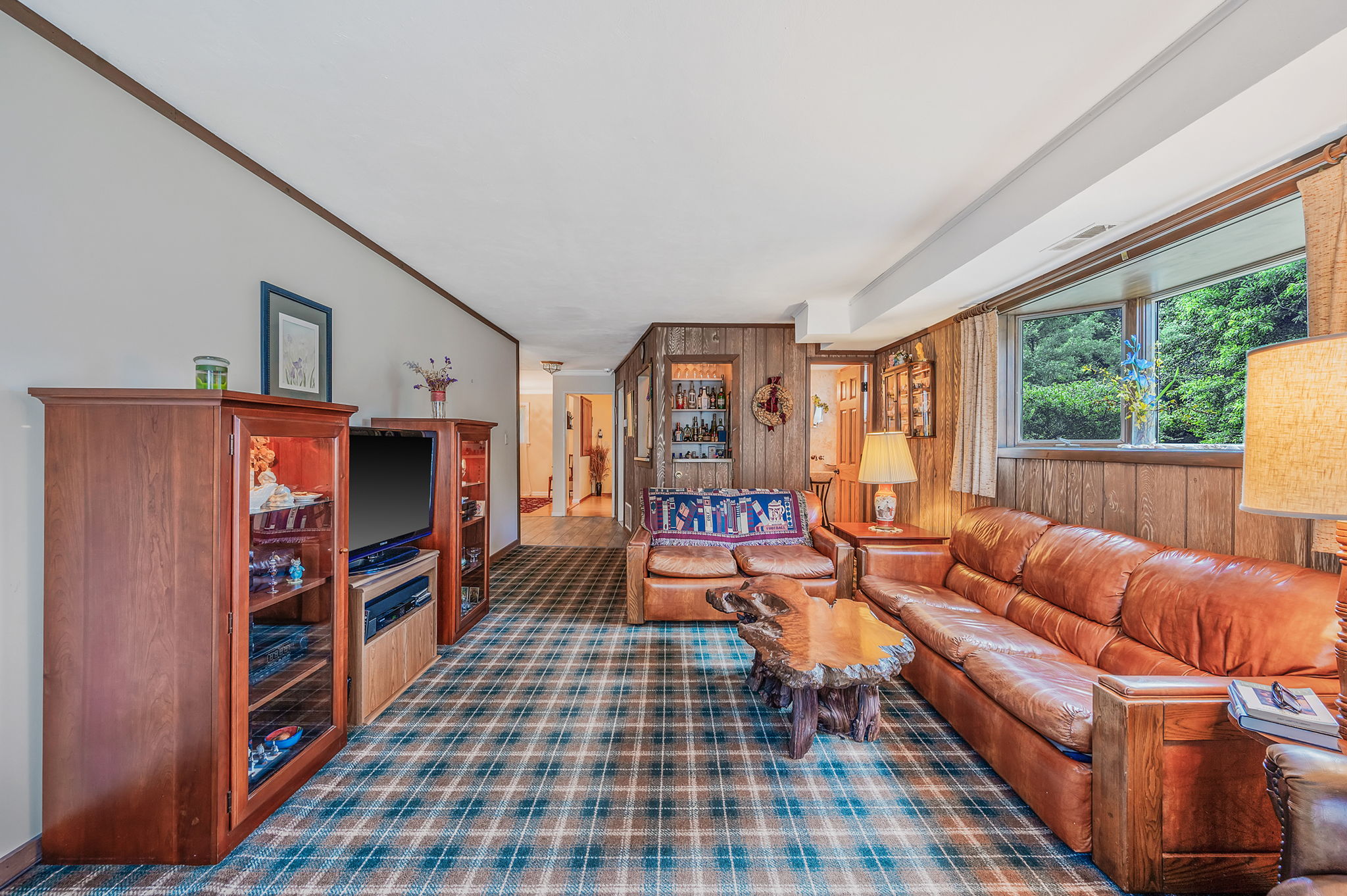 Babylon, New York, 11702, United States, 4 Bedrooms Bedrooms, ,3 BathroomsBathrooms,Residential,For Sale,1921676