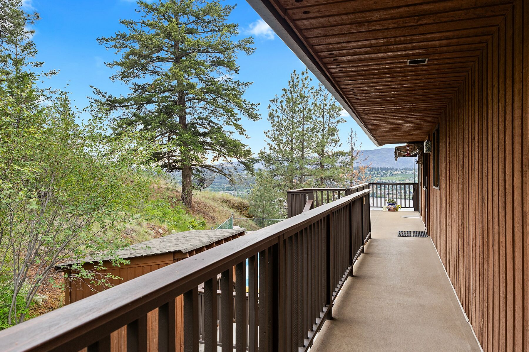  Lake View Estate - 物件實景