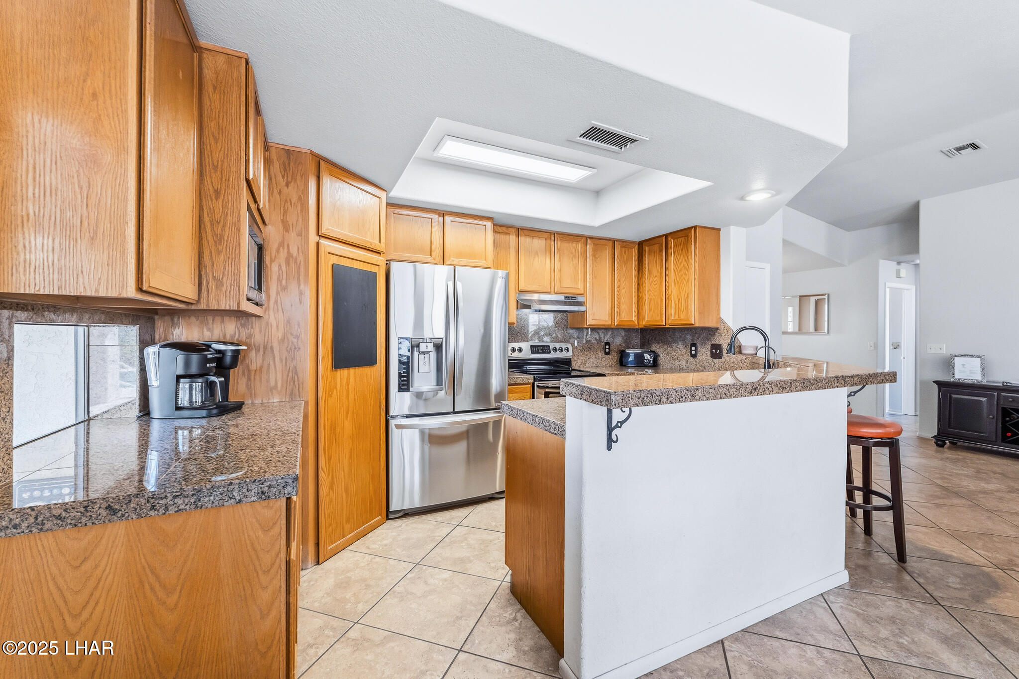 Lake Havasu City, Arizona, 86404, United States, 4 Bedrooms Bedrooms, ,2 BathroomsBathrooms,Residential,For Sale,2002177