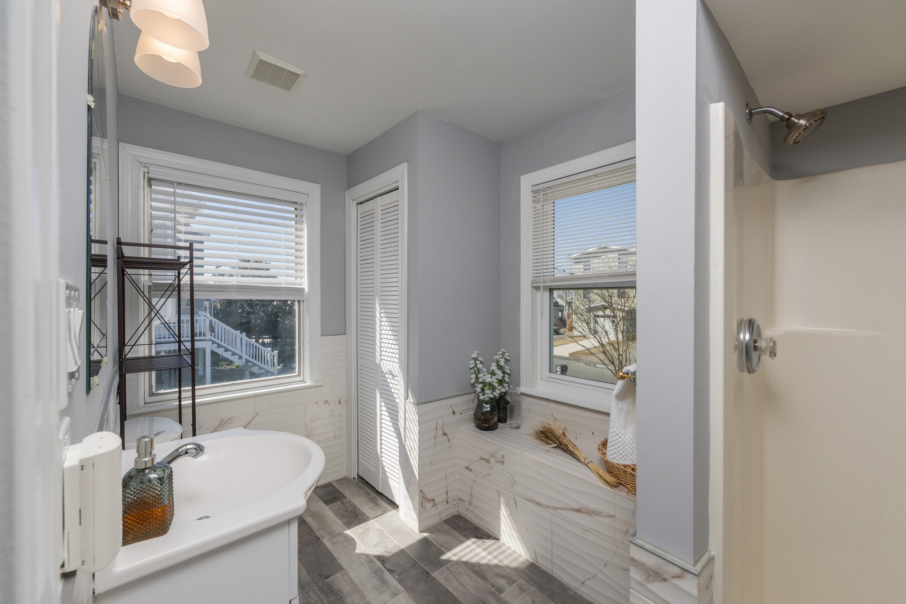  11 Point Drive - 物件實景