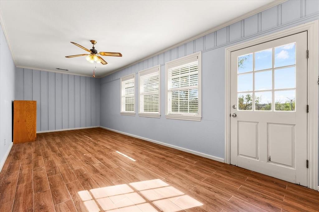 8248 Meadowbrook Drive, Fort Worth, Texas, 76120, United States, 5 Bedrooms Bedrooms, ,6 BathroomsBathrooms,Residential,For Sale,8248 Meadowbrook Drive,1666284